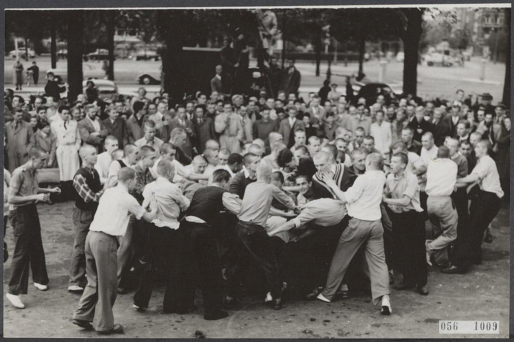 Ontgroening in Amsterdam, 1954