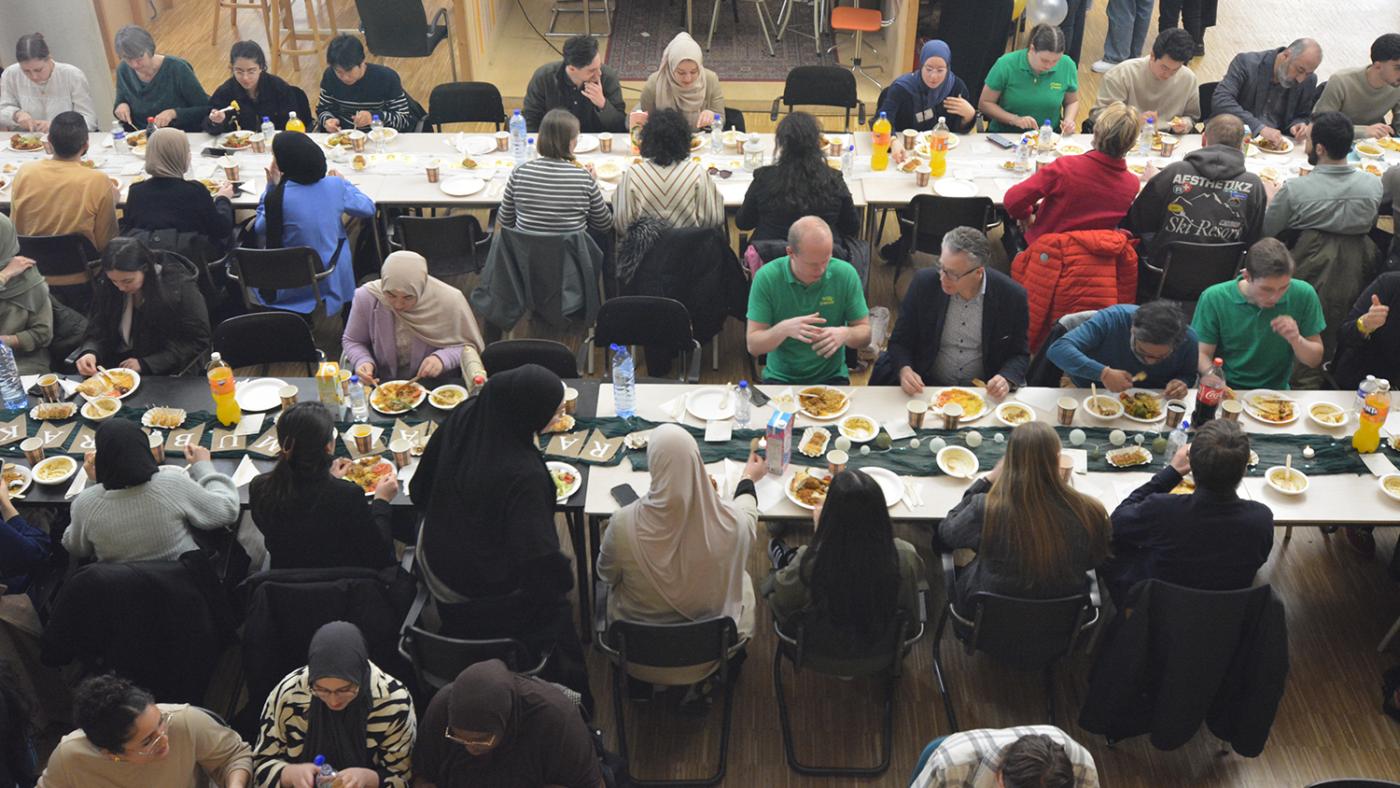 Iftar-maaltijd-foto Yashwanti Puar DUB