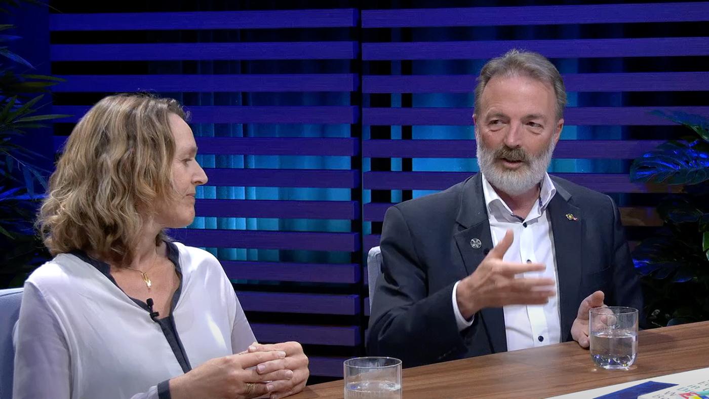 Manon Kluijtmans en Henk Kummeling. Screenshot uit video Universiteit Utrecht