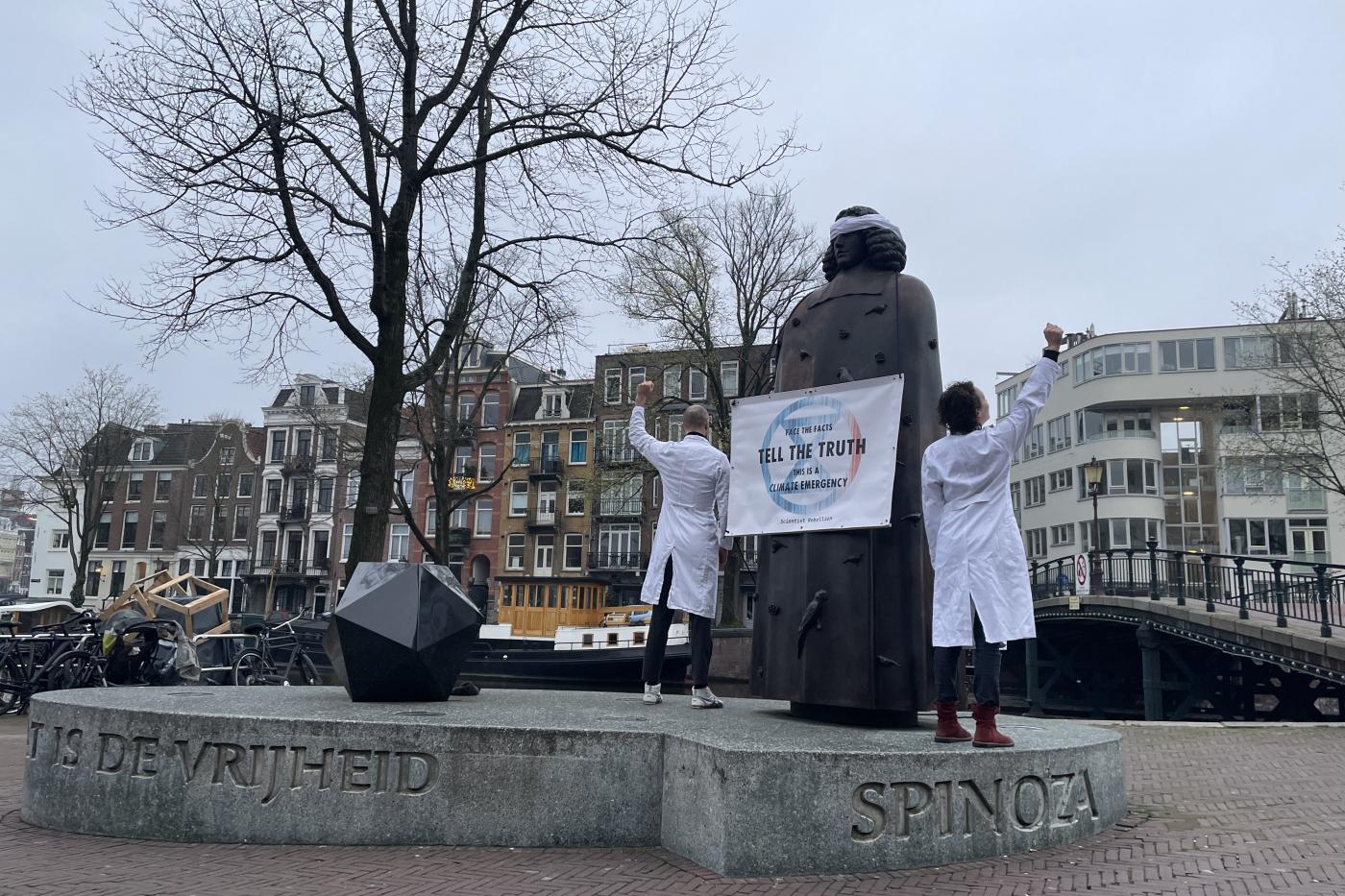 Netherlands_Amsterdam_Spinoza.jpeg Foto: Scientists for Rebellion