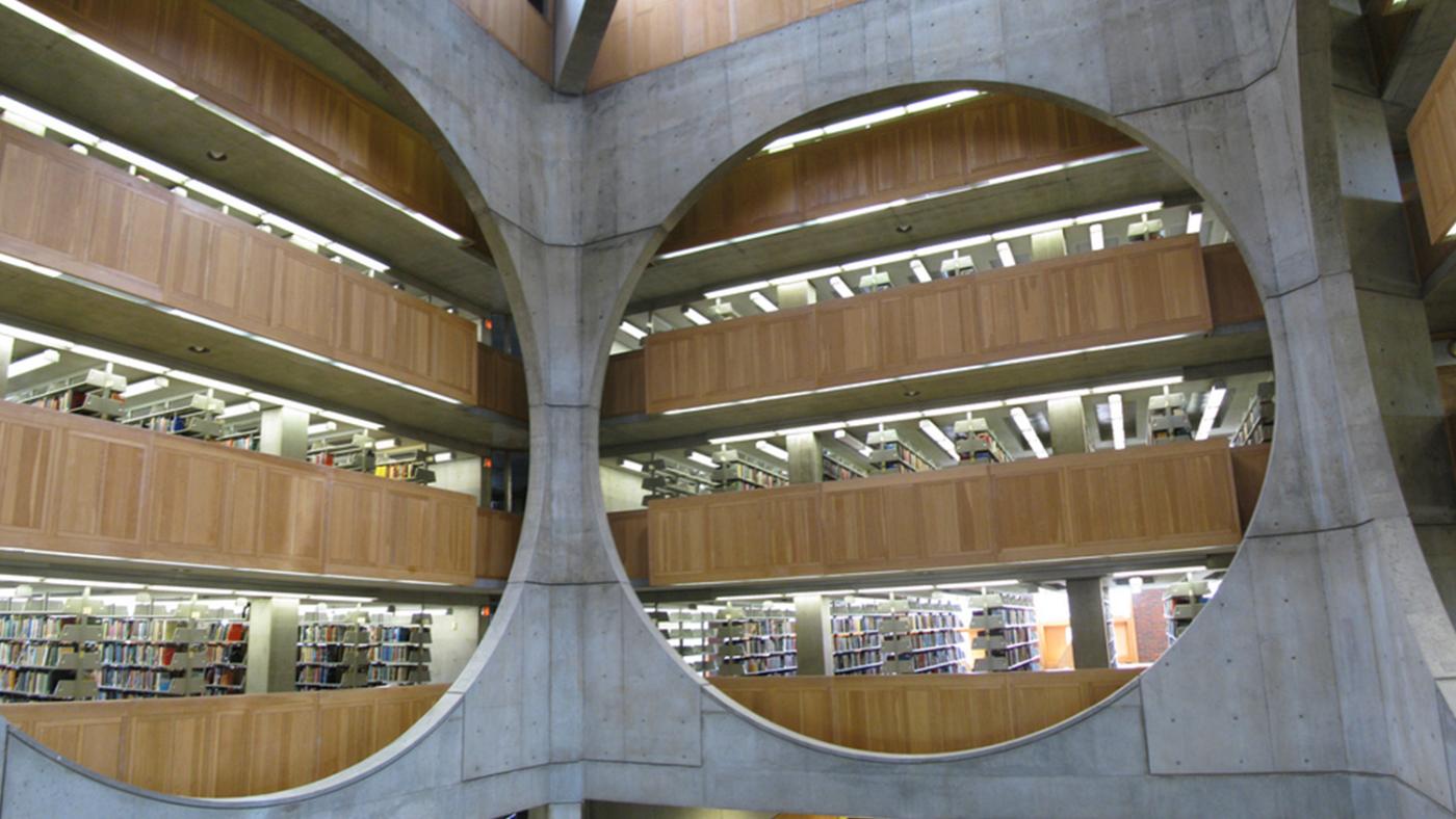 Phillips Exeter Library in New Hampshire. Pablo Sanchez