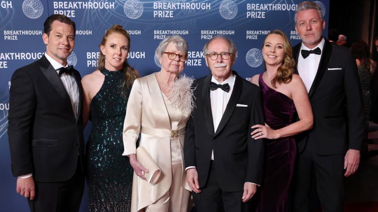 Gerard 't Hooft en familie bij de uitreiking