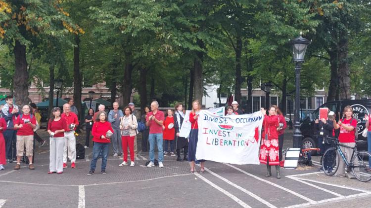 Walk out demo-janskerkhof 1 sepp 2025, foto DUB
