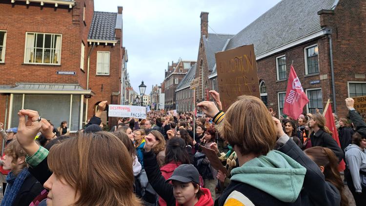 bezuinigingen ho, demonstratie, foto DUB