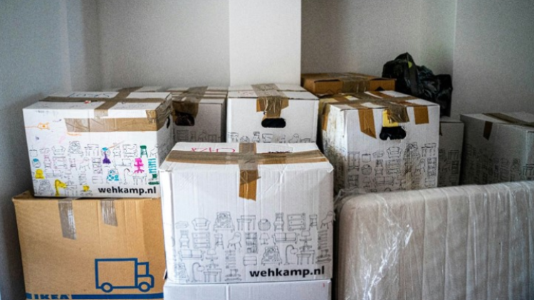 Tara Neary moving house