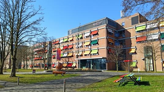 Nikhef op het Amsterdam Science Park. Foto: Hobbema / Wikipedia