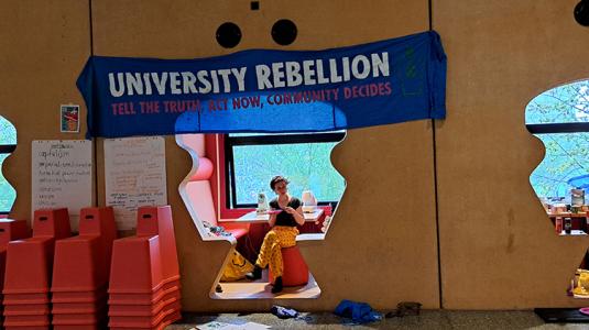 bezetting minnaert university rebellion foto DUB