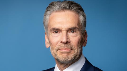 Dick Schoof, foto rijksoverheid Martijn Beekman